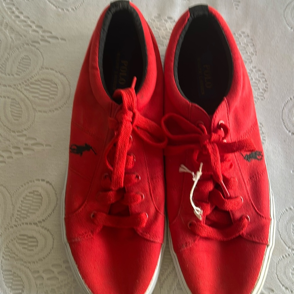 Men’s Polo Sneakers in Red.